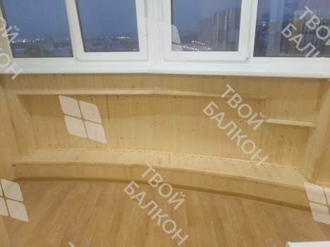 Теплое остекление балкона и отделка вагонкой