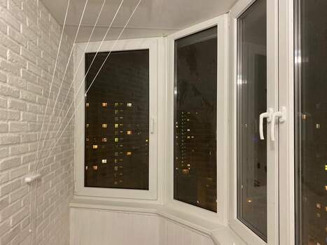 Отделка камнем с утеплением балкона Сапожок